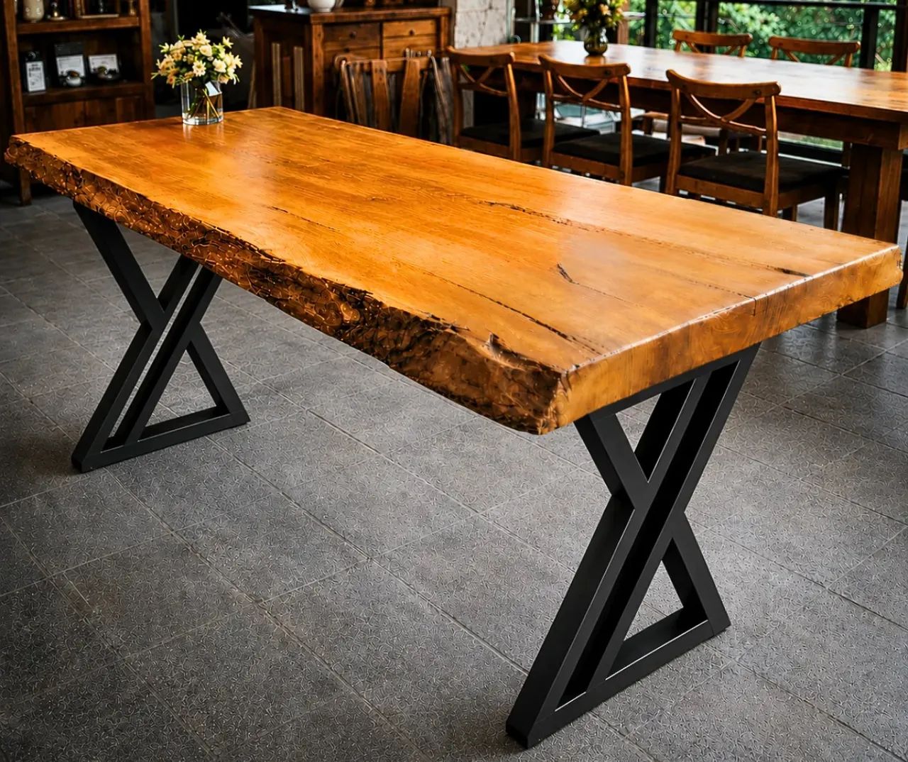 Mesa de madeira maciça  - Foto 2