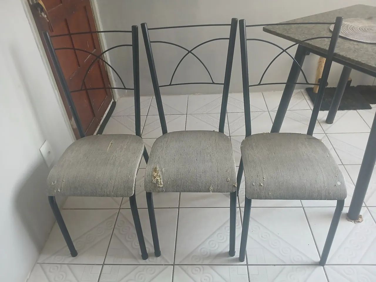 Cadeiras de ferro
