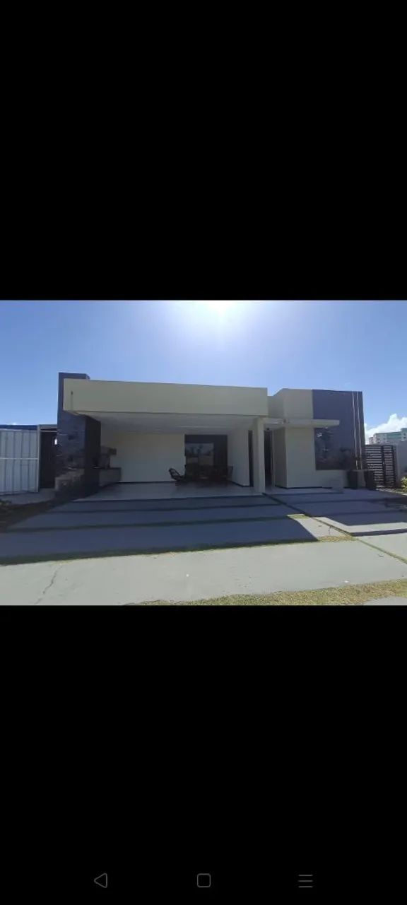 Casa em condomínio pé na areia