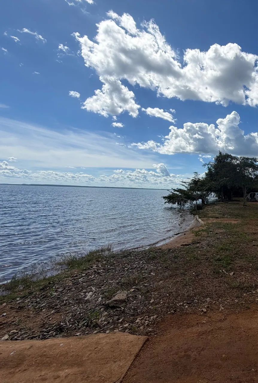 Vendo lote em residencial beira lago  - Foto 2