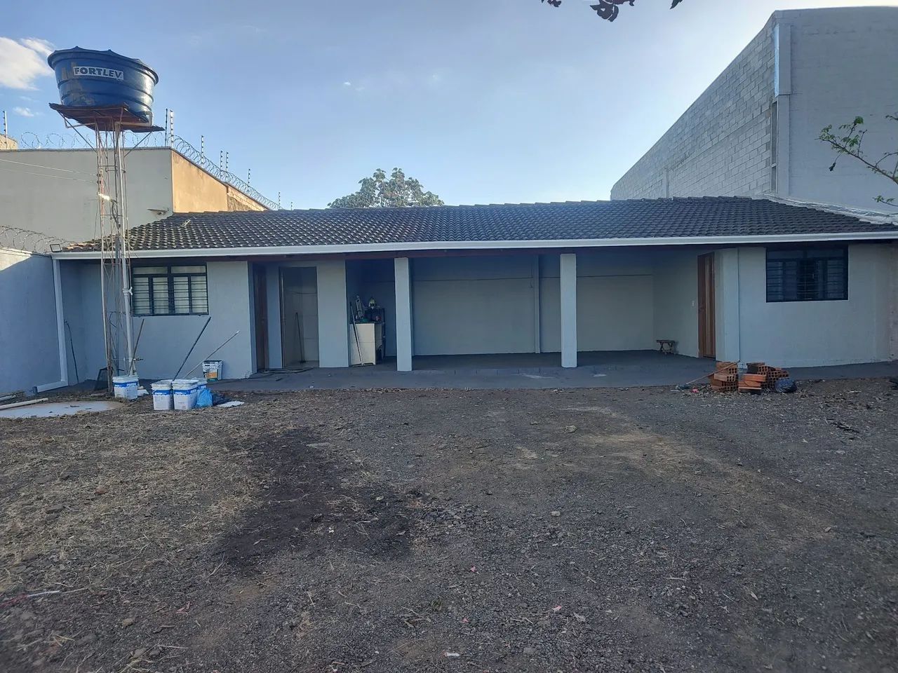 ALUGO LOTE COMERCIAL  C/ BARRACÃO 2QTS  - Foto 2