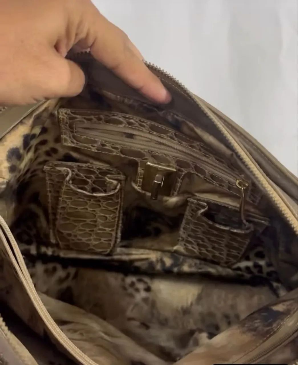 Bolsa Carmem Steffens couro - Foto 4