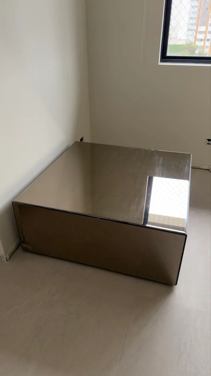 Mesa de espelhos 