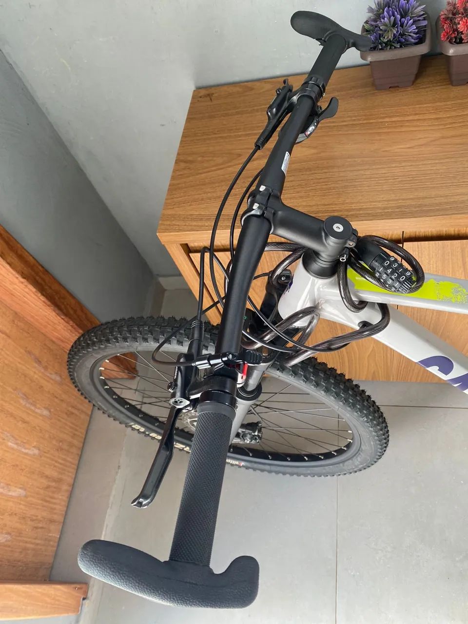 Bicicleta semi nova  - Foto 2