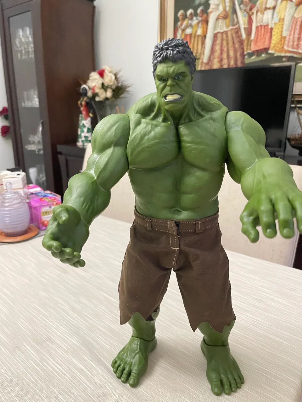 Hulk avengers 42cm. Escala 1/6 