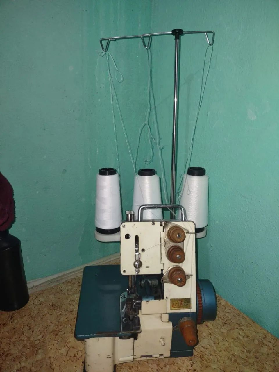 Maquina Overloc - Foto 3