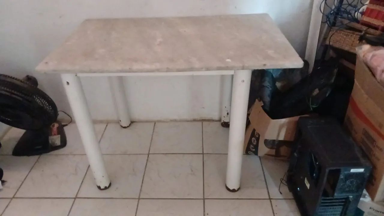 Mesa de mármore 