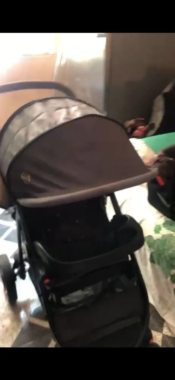 Carrinho de bebê cosco