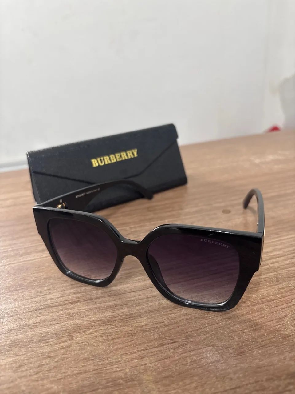 Óculos Burberry