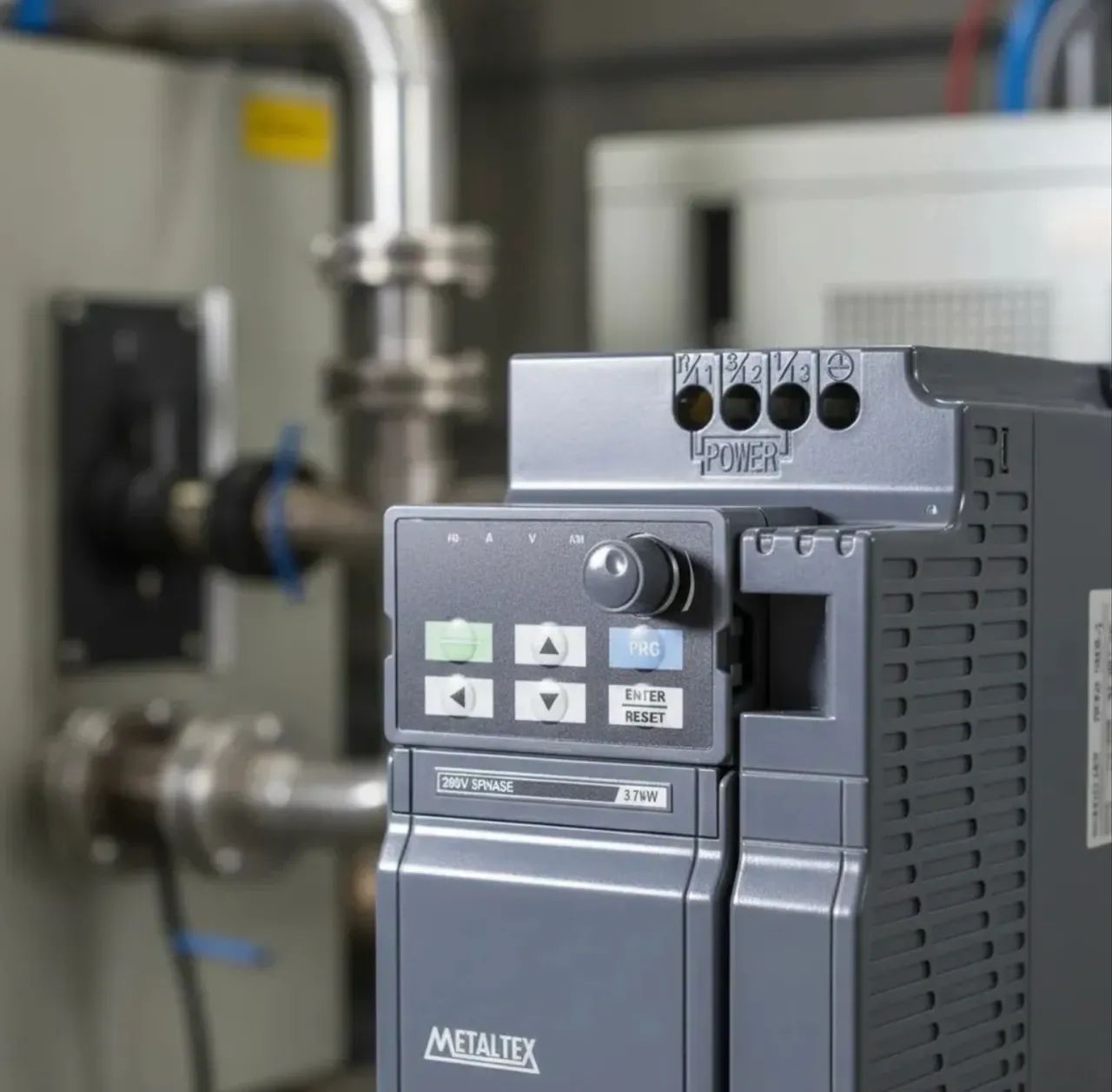 Inversor De Frequência Vetorial 5cv 220v If20-205-1 Metaltex 220v - Foto 3