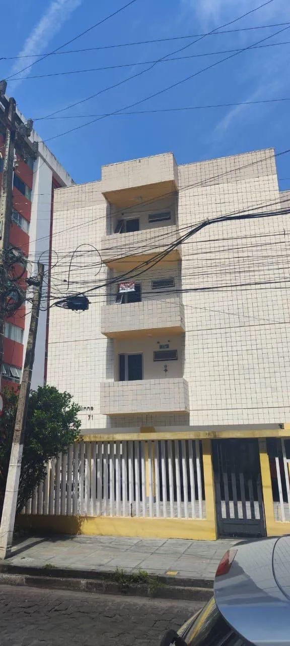 Alugo quarto na Jatiuca 