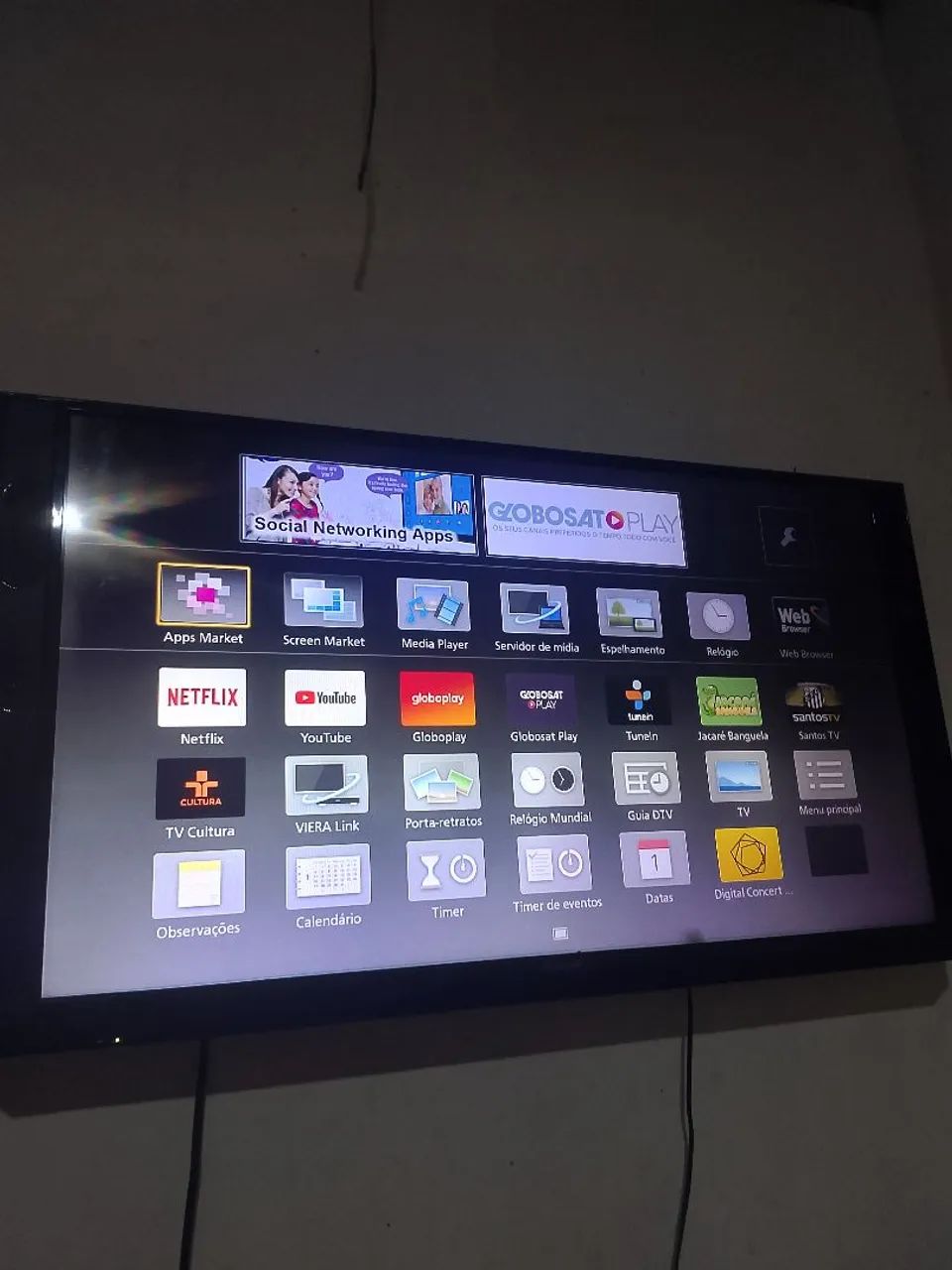 TV de 50 polegadas smart da marca Panasonic - Foto 2