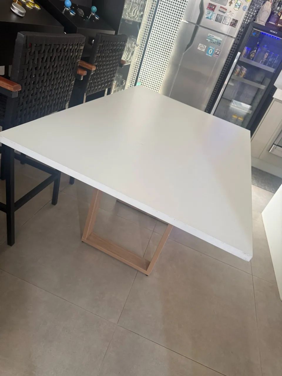 Mesa bem nova  - Foto 5
