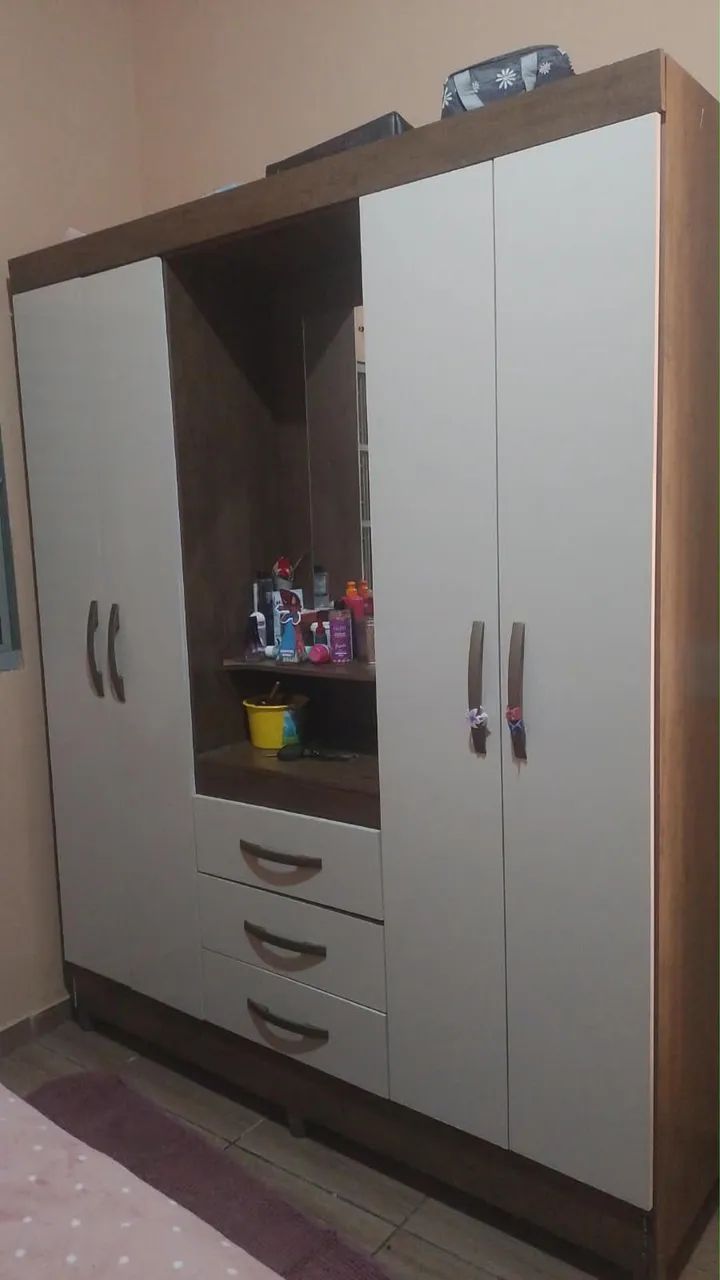 Guarda roupa 