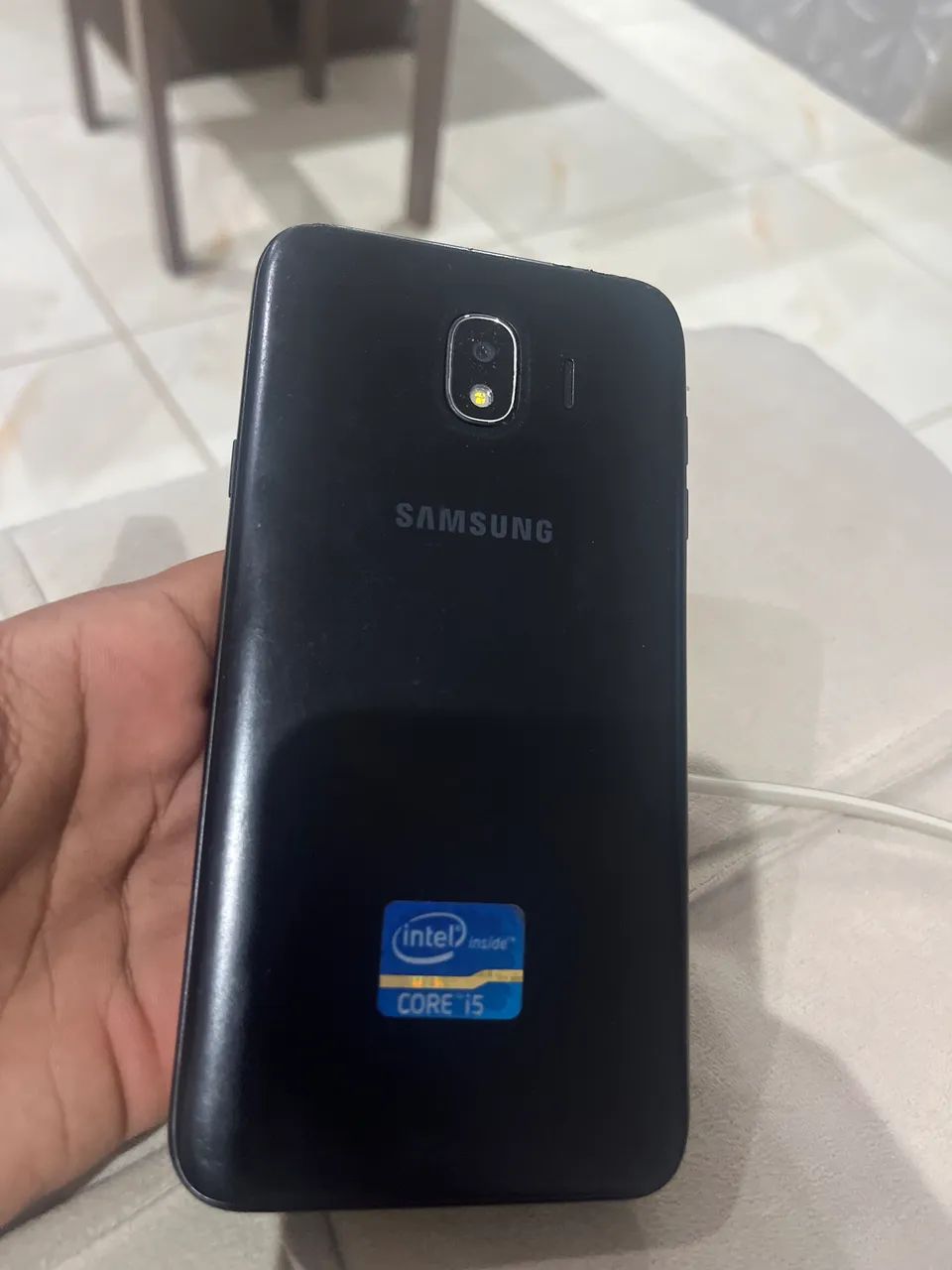 Samsung J4 - Foto 2