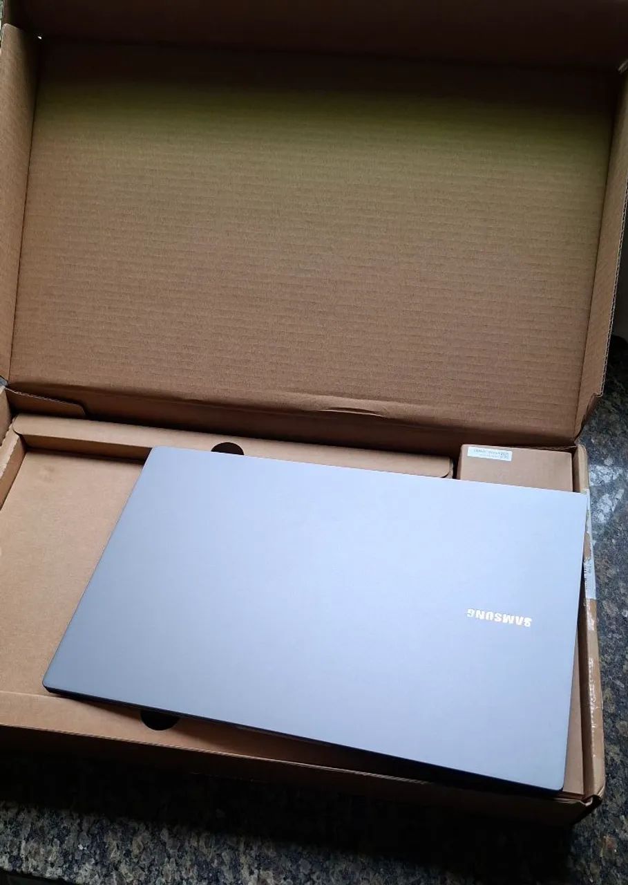 GALAXY BOOK4 - i3, 8GB, 256 SSSD - Foto 3