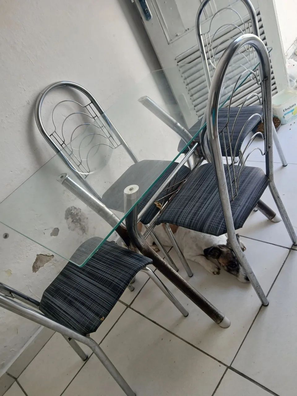 Mesa com 4 cadeiras - Foto 4