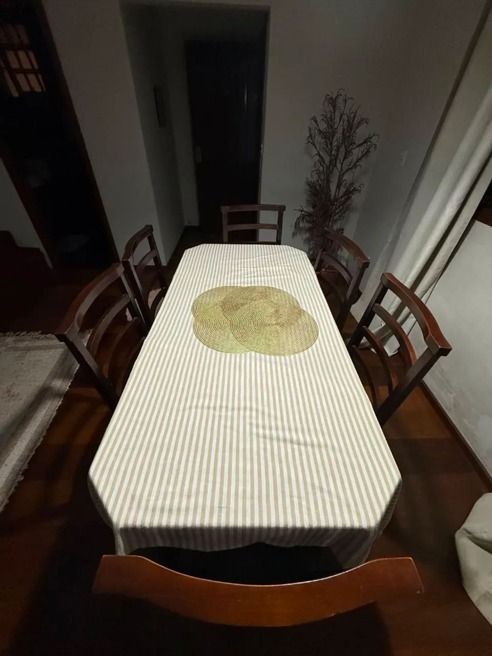 Mesa de jantar com 6 cadeiras - Foto 4
