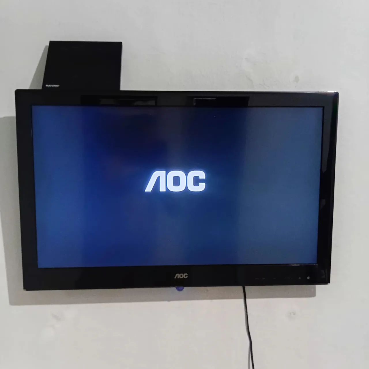 Tv AOC 32"