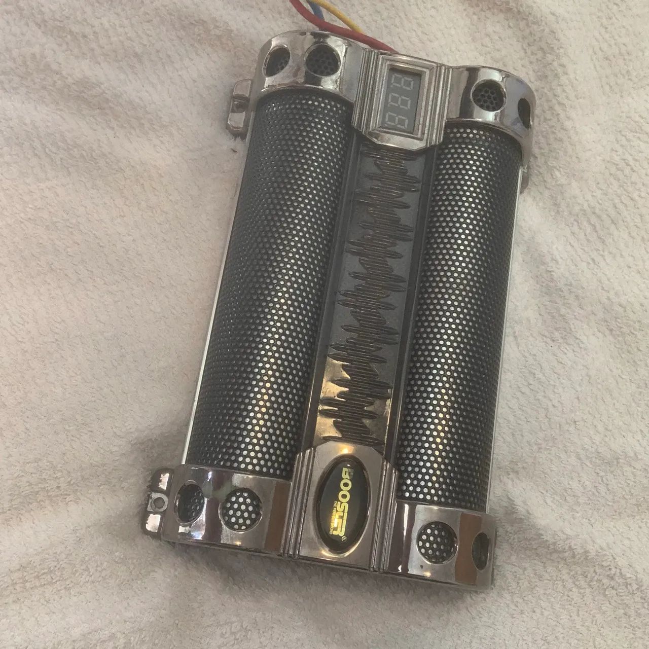 MEGA CAPACITOR BOSS AUDIO SYSTEMS CAP8-8 FARAD - Foto 3