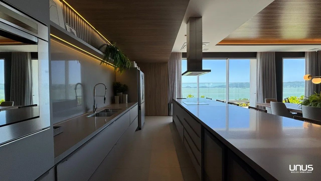 Apartamento com 3 suítes em Florianópolis - Foto 4