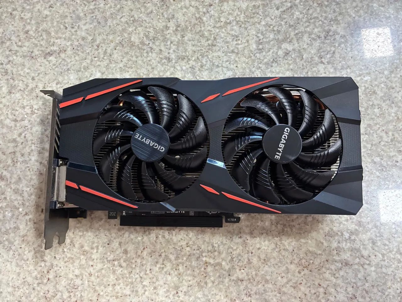RX 570 4GB DDR5 Gigabyte