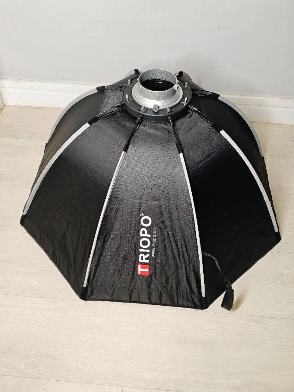Softbox/Octabox Triopo K2 90cm Encaixe Tipo Bowens Com Grid e 2 Difusores