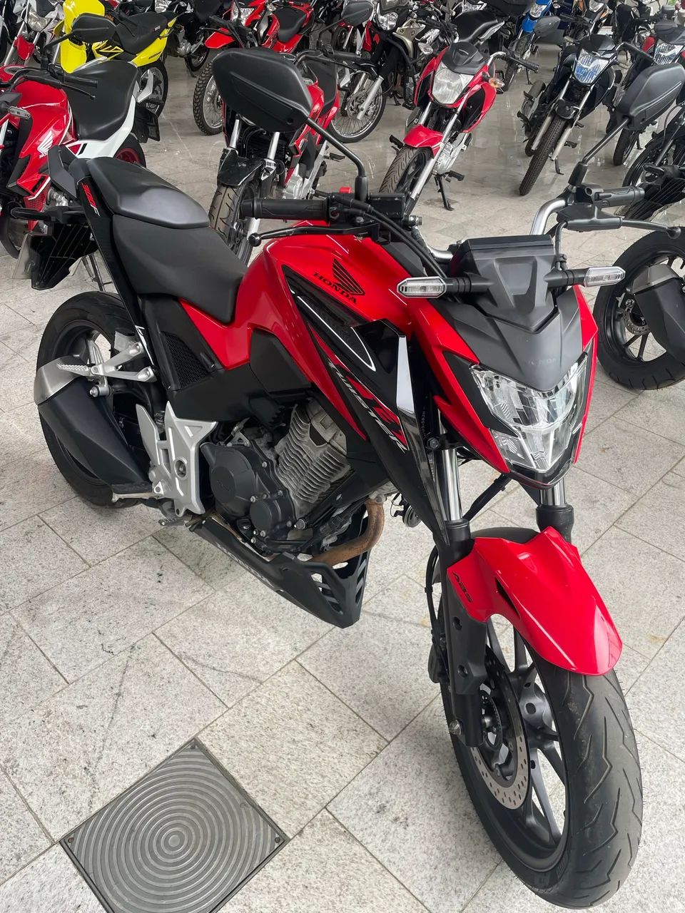 CB 300f ano 24/24 - Foto 2