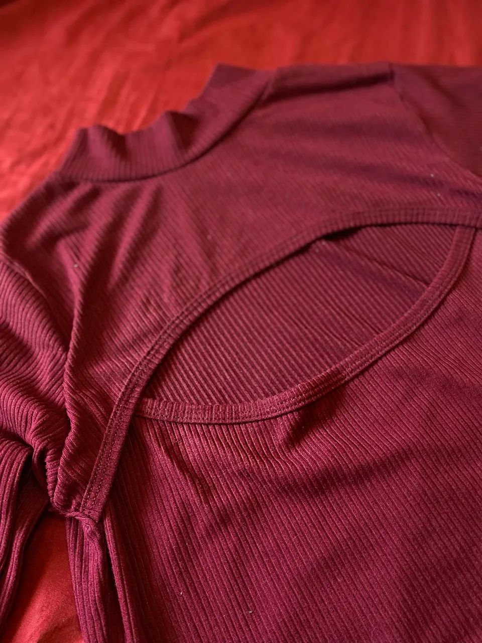 Cropped vinho feminino 