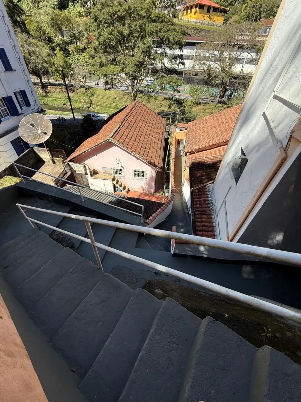 Alugo Apartamento tipo Casa Centro  - Foto 5