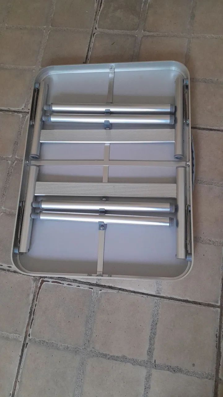 Mesa de praia e campe 80 reais  - Foto 2