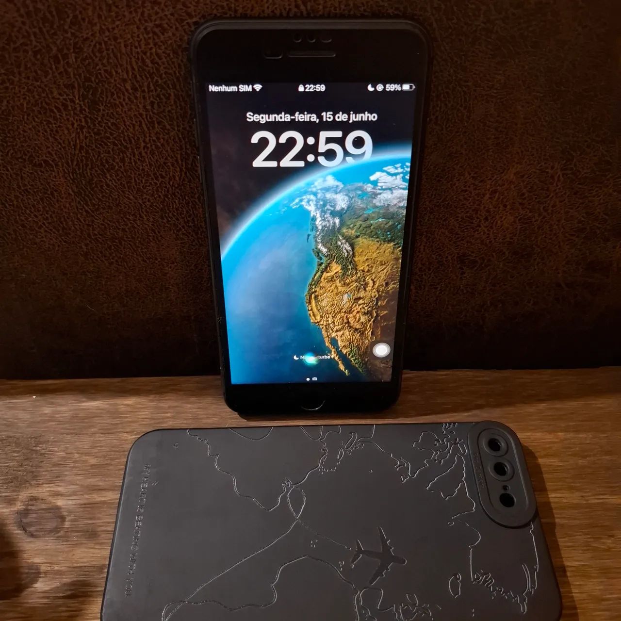 Iphone 8 Plus (leia a descrição)