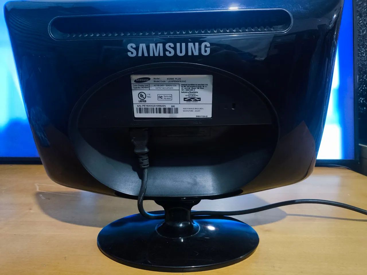 Monitor LCD Samsung 15.6 Widescreen - Barato  funcionando  - Foto 2