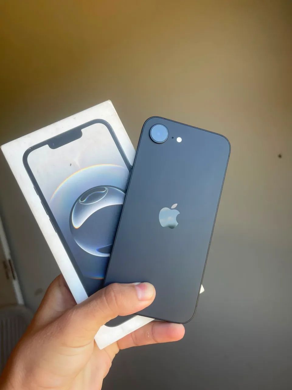 IPHONE 16e - GARANTIA APPLE 18/02/2027
