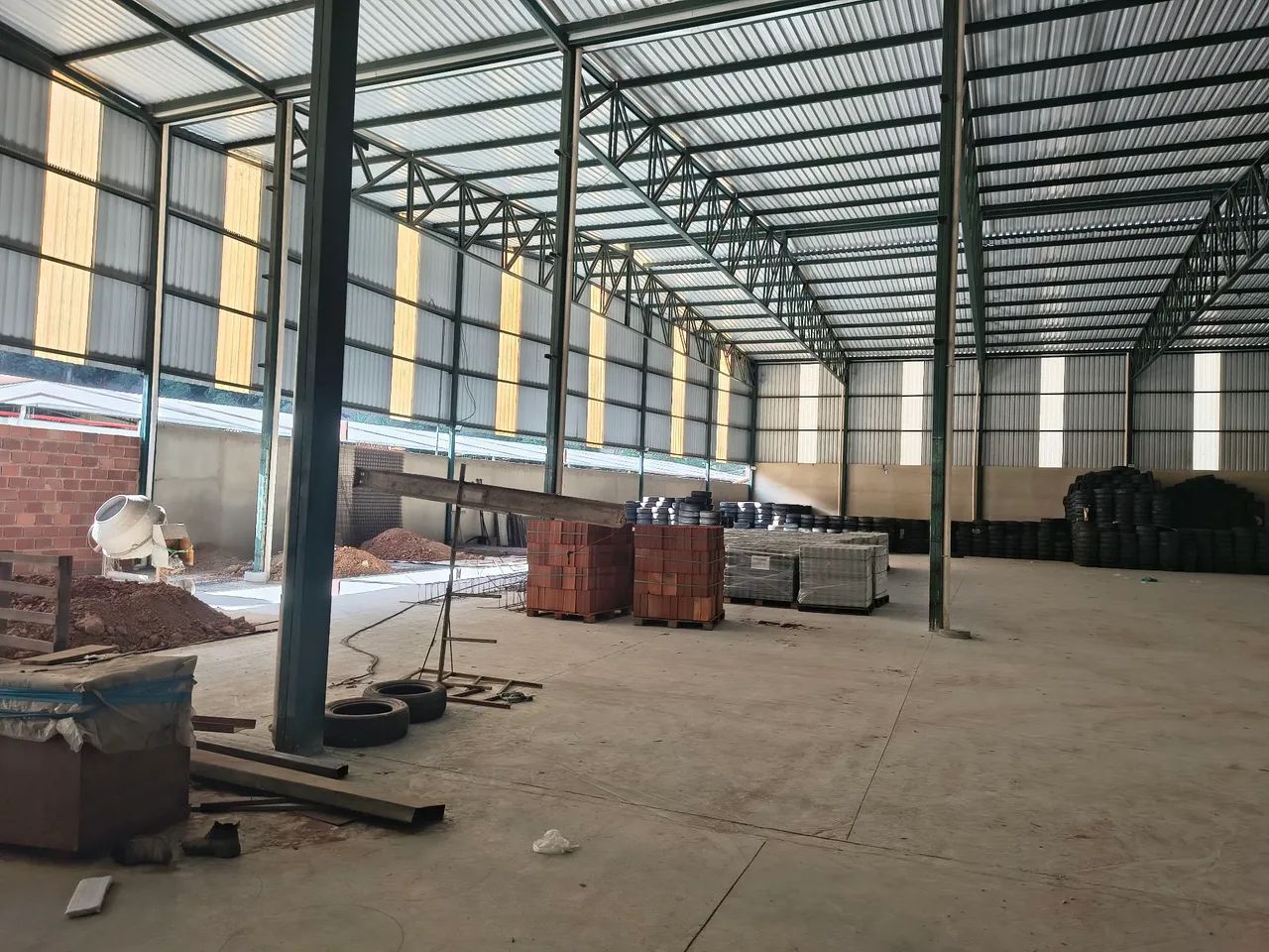 Posse - Galpão com 2.000m². - Foto 5