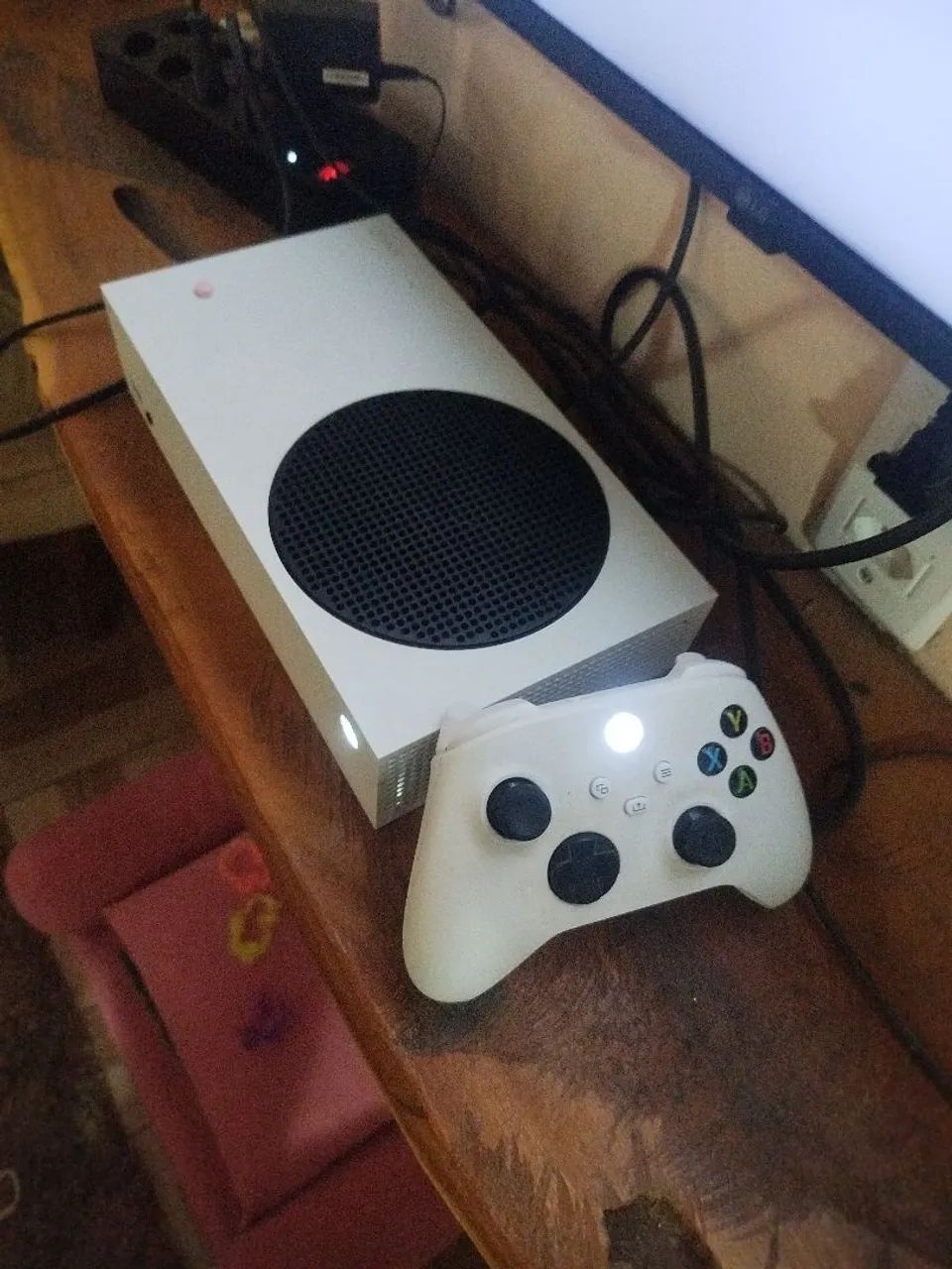 Xbox séries s em excelente estado.