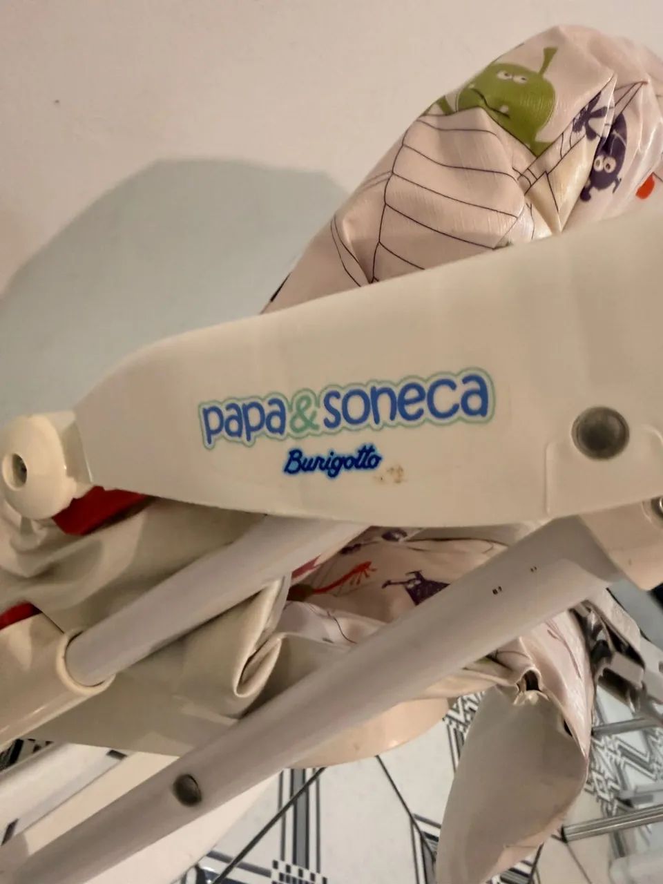 Cadeira de Alimentação Burigotto Papa & Soneca - Dobrável, Completa e Segura  - Foto 6