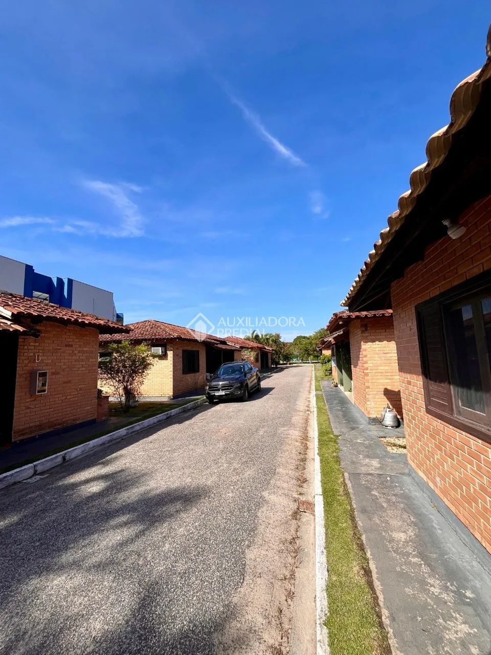 Casa de dois dormitório em condomínio no Porto da Lagoa. - Foto 2