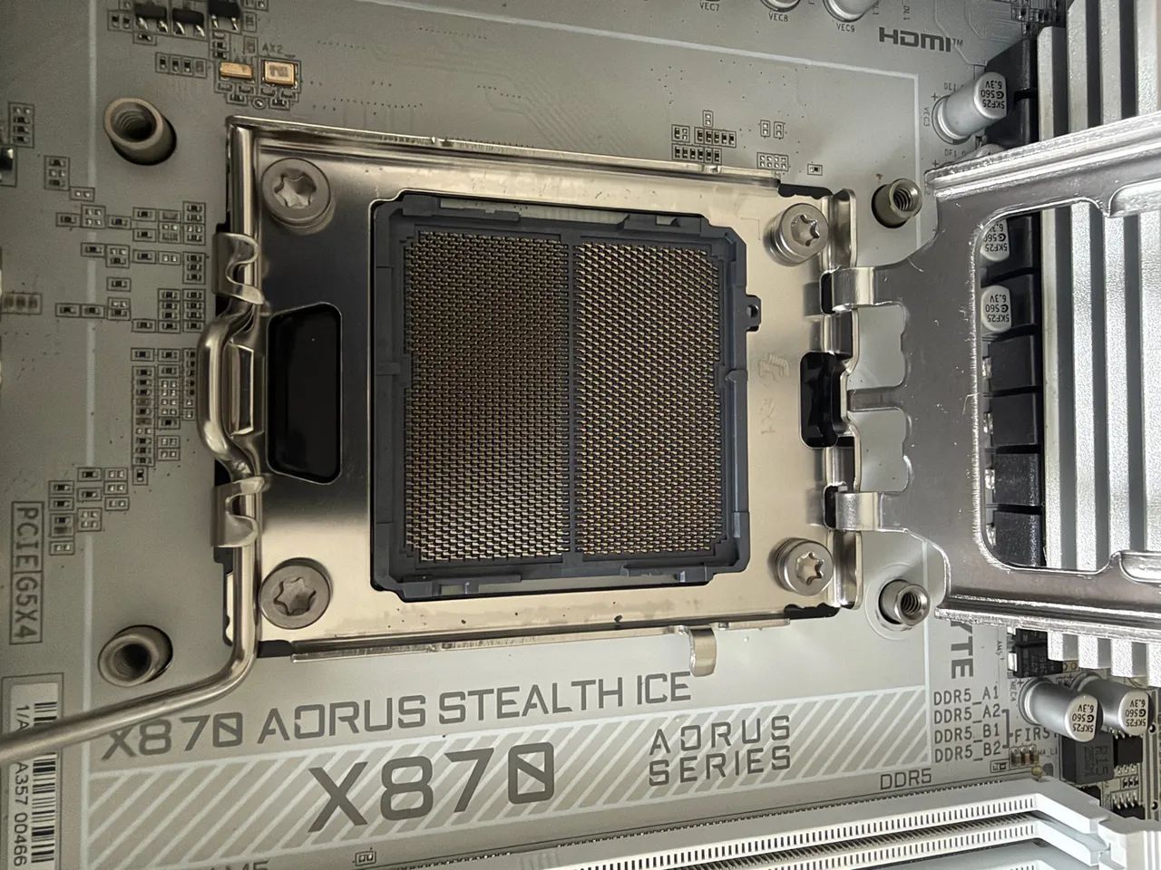 PLACA MÃE X870 AORUS STEALTH ICE  - Foto 5