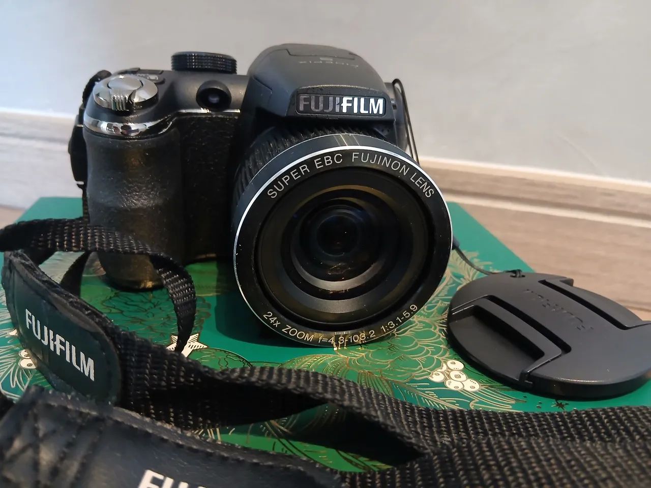 Câmera Fujifilm FinePix S3200 