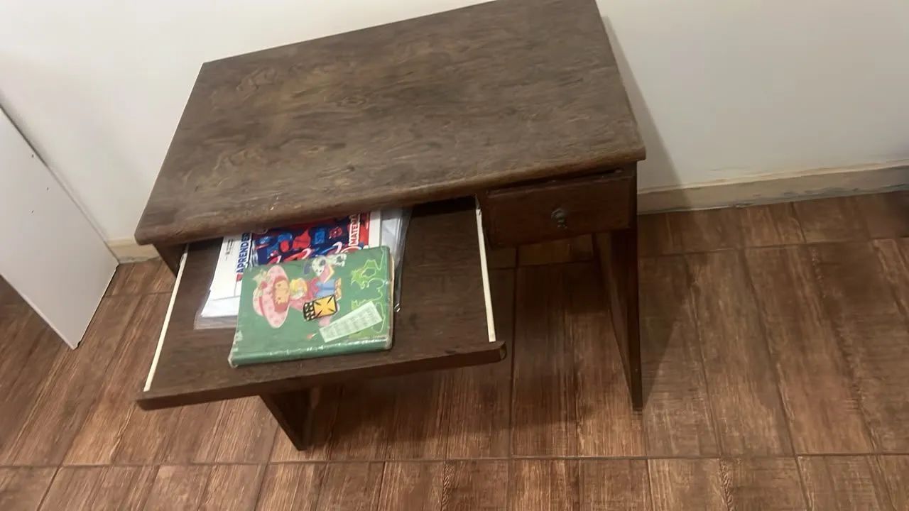 Escrivaninha  - Foto 3