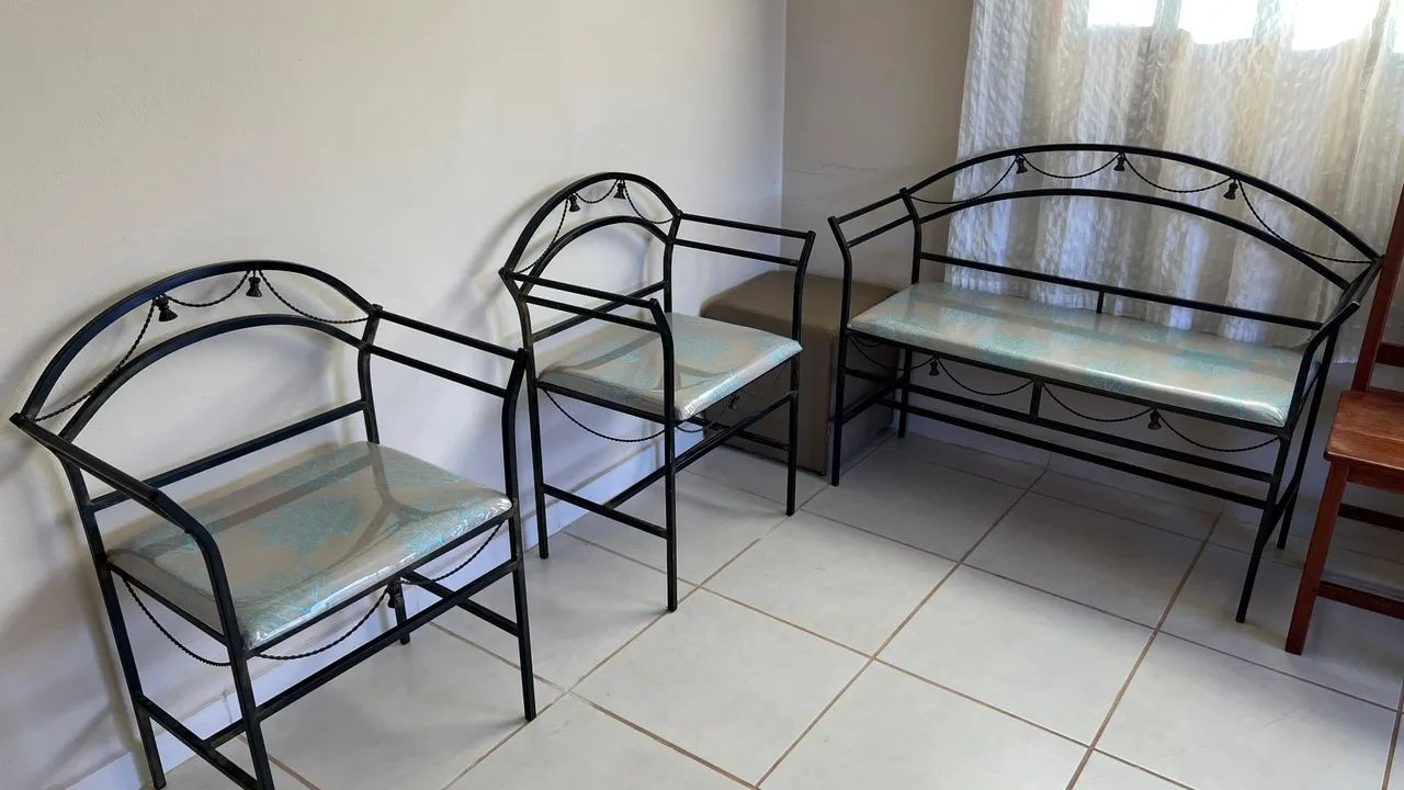 Sofá de ferro65578332974209120