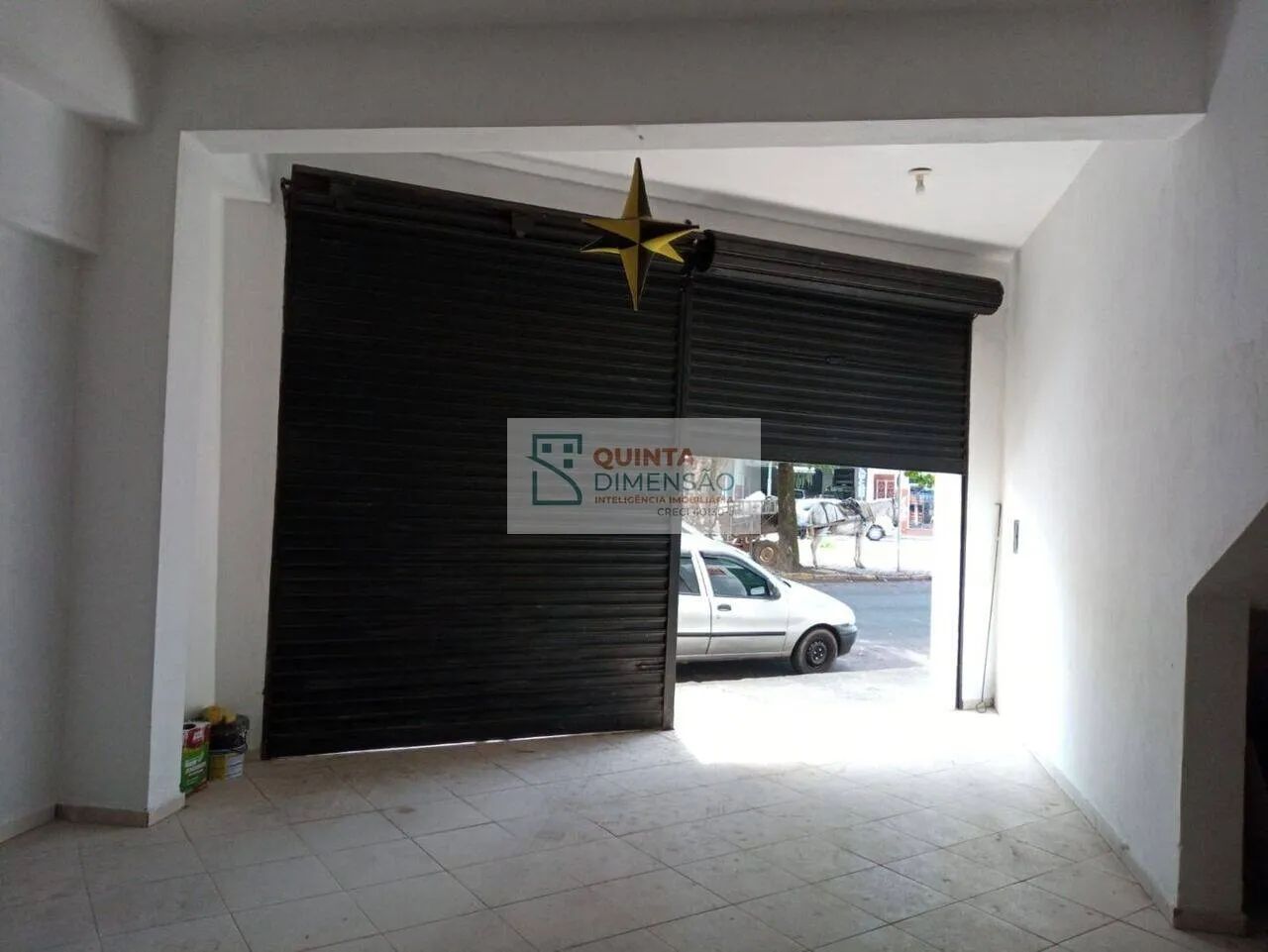 Galpão Comercial / Centro - 673