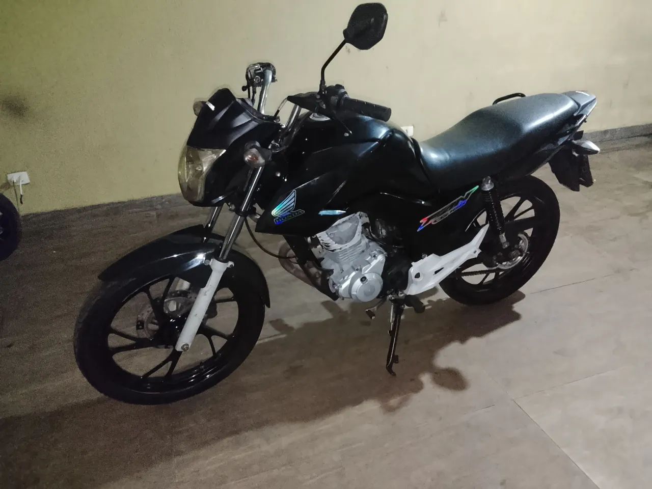 Fam 160