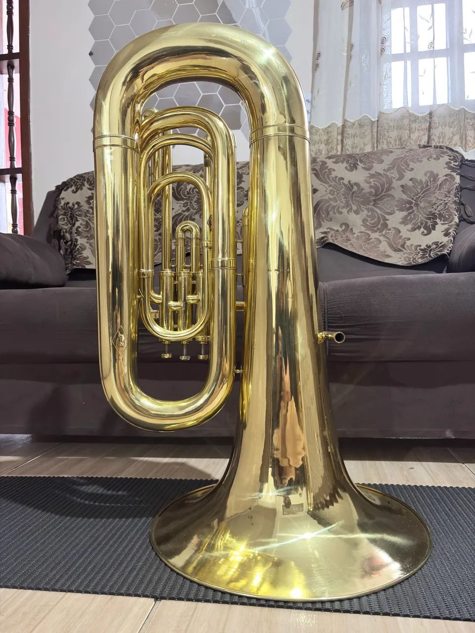 Tuba CONN 10J - Foto 5