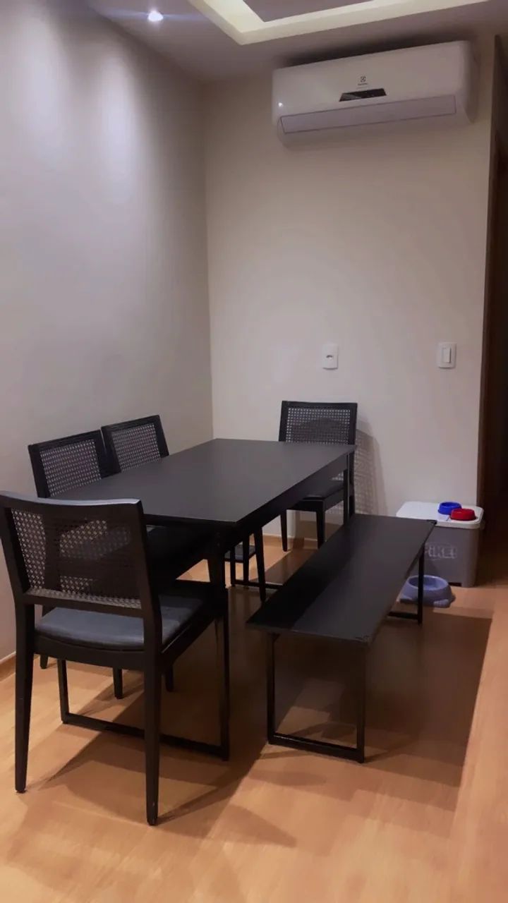 Mesa de Jantar com 1 Banco Estilo Industrial TUB