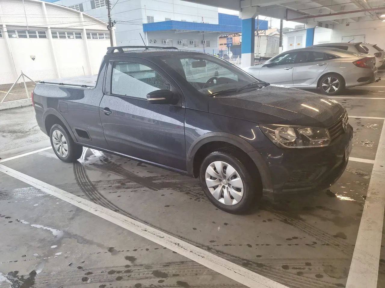 Volkswagen Saveiro Trendline 1.6 T.flex 8V 2017 - Foto 2