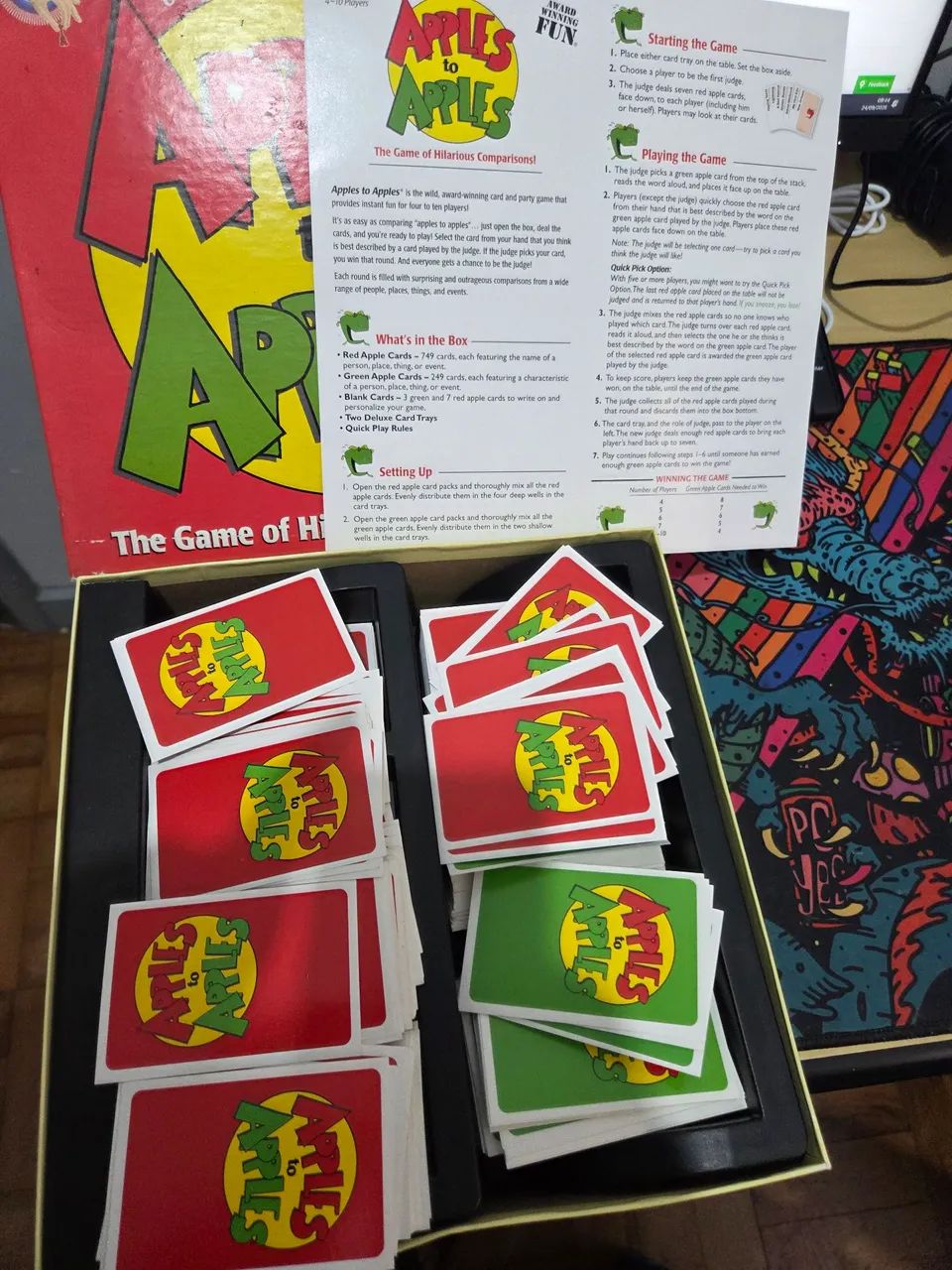 Jogo de Tabuleiro - APPLES TO APPLES - Foto 2