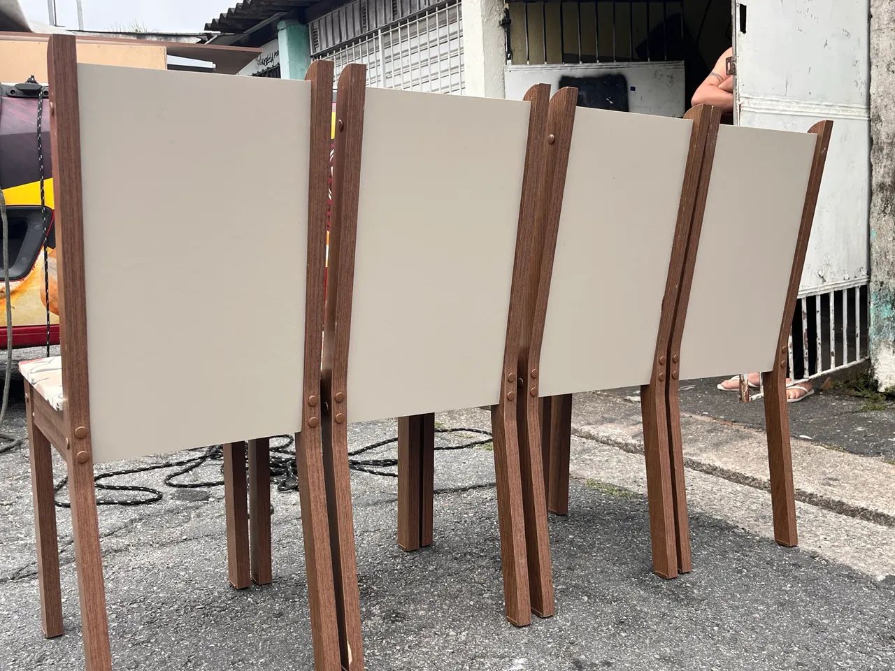 Conjunto mesa e cadeiras - Foto 2
