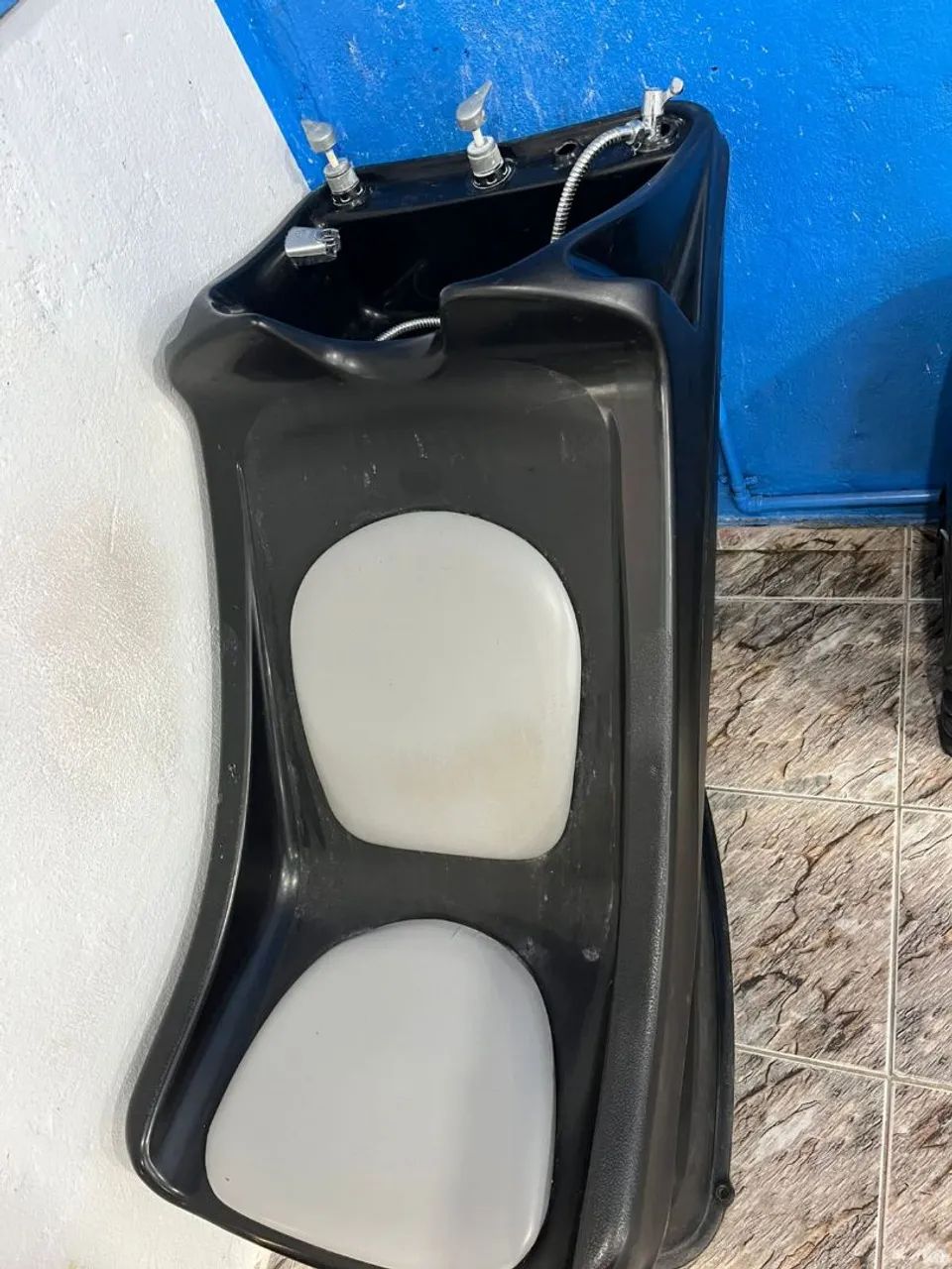 Semi-new sink